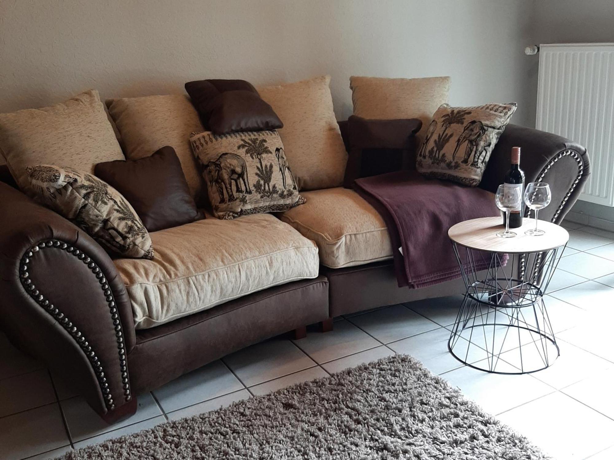 Neu! Schicke Ferienwohnung Niebuell Exteriör bild